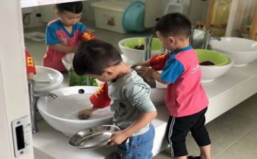 班务月工作总结6篇