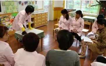幼儿园保育员一学期工作总结模板8篇