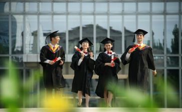 毕业生自自我鉴定200字模板6篇