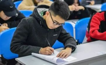 评初级工程师的工作总结5篇
