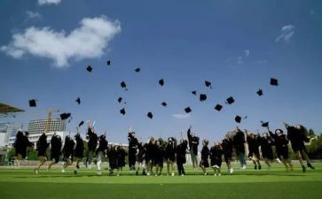 大二学年自我鉴定表800字6篇