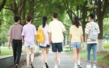大学毕业毕业生自我鉴定参考6篇