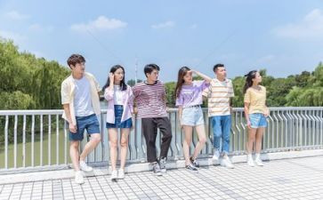 刚上大学自我鉴定7篇