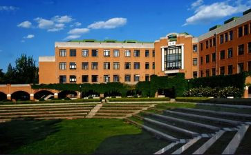 大学三年里的自我鉴定优秀8篇