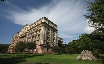 大学和自我鉴定5篇
