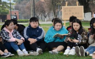 大学班长年度工作总结7篇