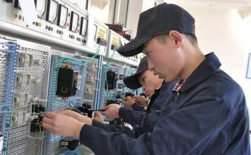 2024年电工个人总结工作总结精选5篇