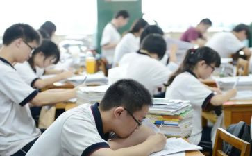 我上高一了作文优秀6篇