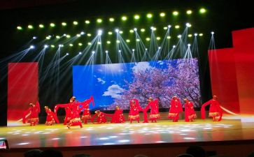 歌颂教师的演讲稿600字5篇