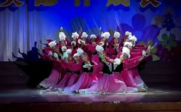 校长元旦文艺汇演讲话稿8篇