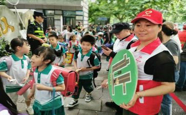 保护校园爱护环境演讲稿6篇