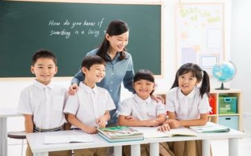 j教师年度述职报告模板7篇