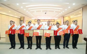 “两优一先”先进事迹7篇
