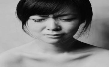 她流泪的作文7篇
