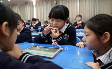 小学班六年级委竞选演讲稿8篇