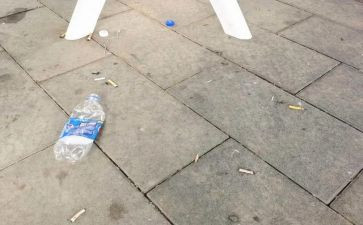 学校乱扔垃圾倡议书7篇