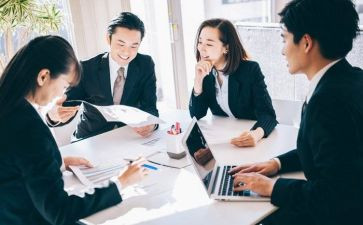 大学干部的个人事迹6篇