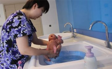 洗澡的人教案8篇