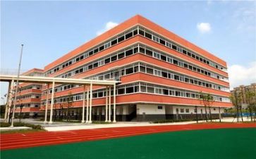 教师在学校的心得体会参考7篇