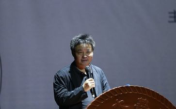 活着余华读后感800字6篇
