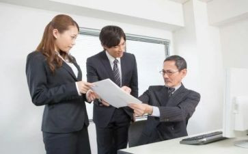 总监年终述职报告通用7篇